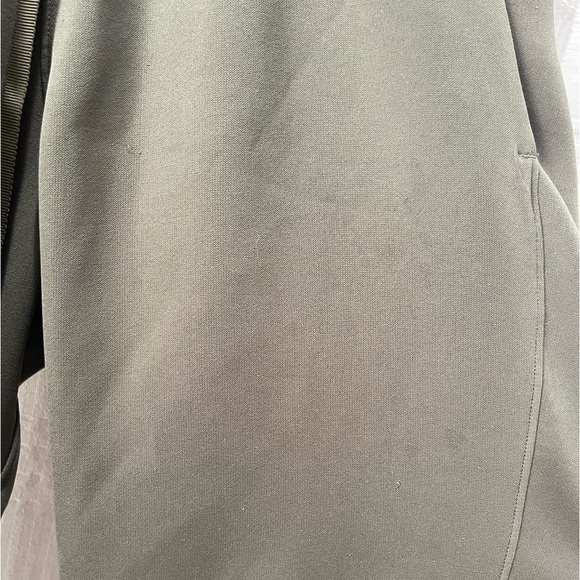 Lululemon On The Fly Jogger - Picture 15 of 16